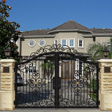 铁艺大门的基本分类