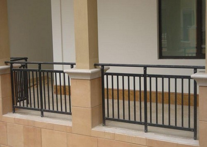 阳台护栏