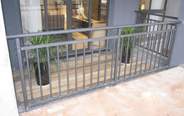 阳台护栏