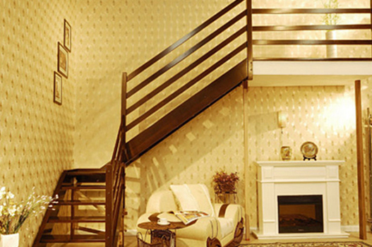 教你如何选购好的实木楼梯扶手-宝东铁艺