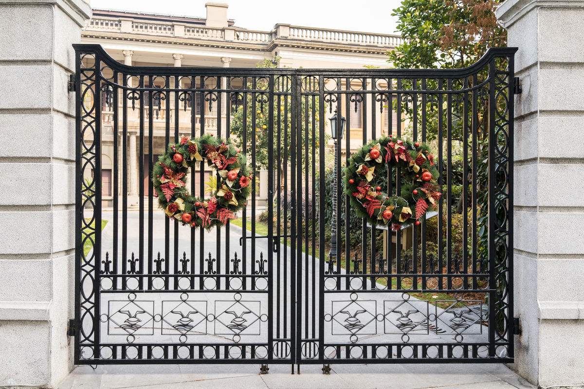 铁艺大门该如何保养？