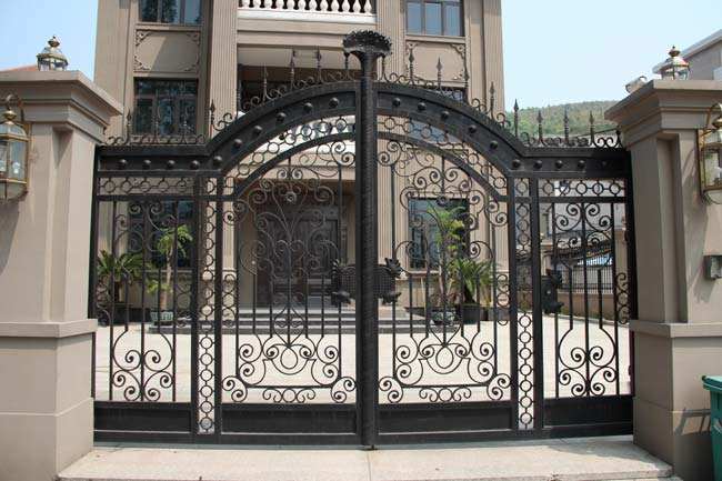 别墅庭院铁艺大门